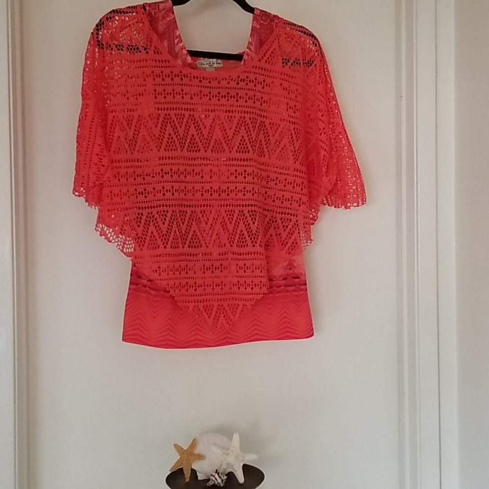 LIVE AND LET LIVE PETITE 2 PIECE TOP